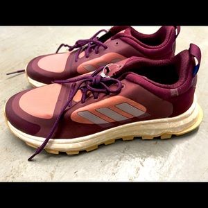 NWOT Adidas Response Trail X Maroon Women’s Size 7.5